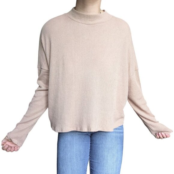 H&M Long Sleeve Beige Mock Turtleneck, Ribbed,  Oversized Sweater Women Size L - Picture 1 of 6